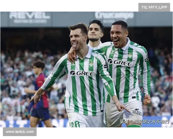 全面揭秘洛塞尔索如何在绿茵场展现非凡才华与独特个人魅力风采光