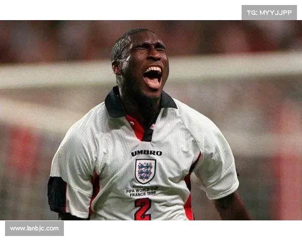 揭开索尔坎贝尔球场隐藏的地理秘密探索其独特位置和历史背景