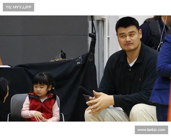 姚明如何推动全球篮球足球与电子竞技跨界融合与发展